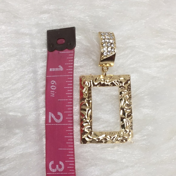 🌹Palm Beach Hammered Door Knocker Earrings - Picture 5 of 5